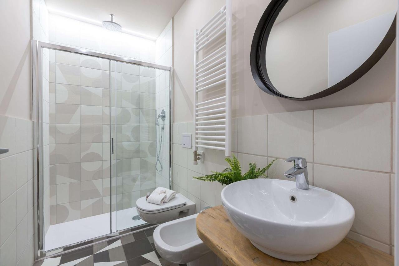 Mou43 -Loreto-Duomo- Urban House - Luxury Милан Экстерьер фото
