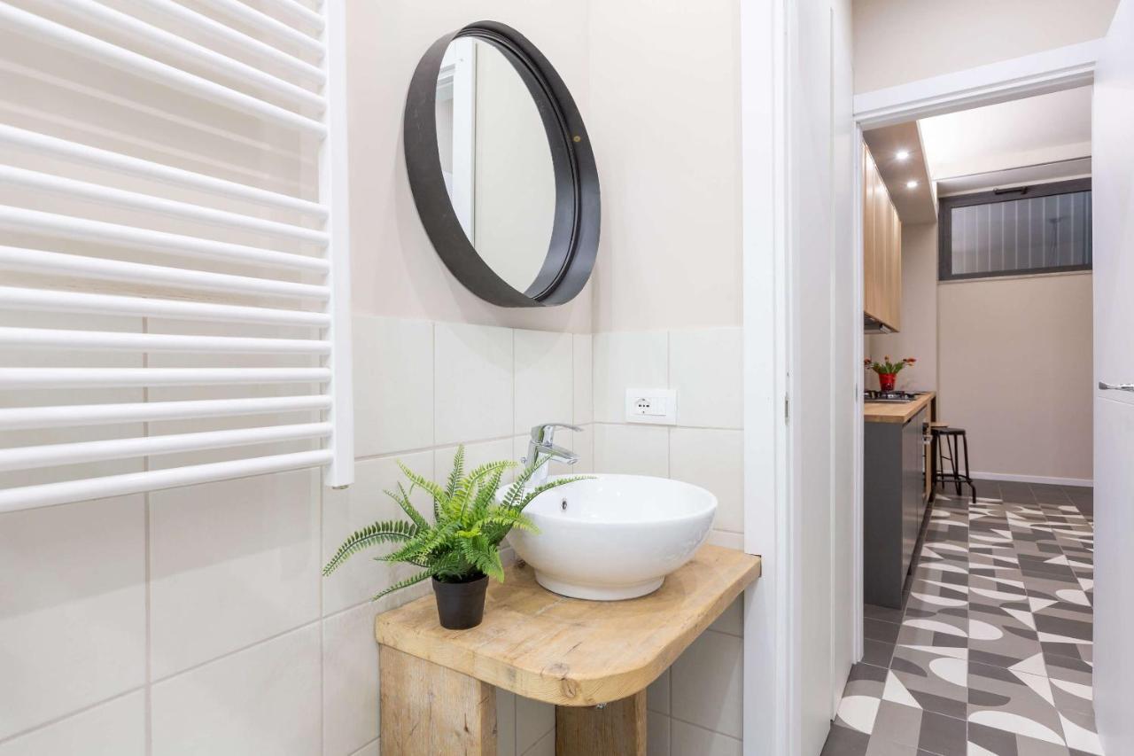 Mou43 -Loreto-Duomo- Urban House - Luxury Милан Экстерьер фото